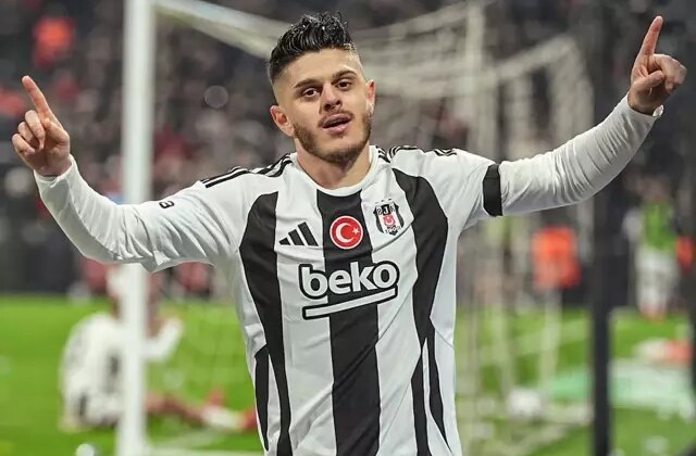 Rashica tepkilere isyan etti: Ben gitmek istiyorum