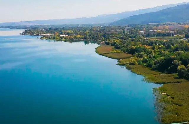 Sapanca Gölü’ne giren genç hayatını kaybetti