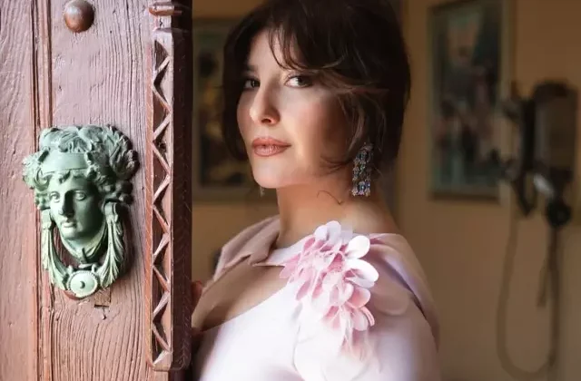 Şebnem Bozoklu yeni filminin kamera arkasını yayınladı: Erkekler yine üstsüz