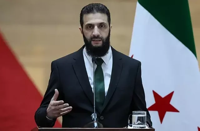 Suriye Cumhurbaşkanı Şara: Şam’da kalıp Suriye’nin her karış toprağını savunacağım