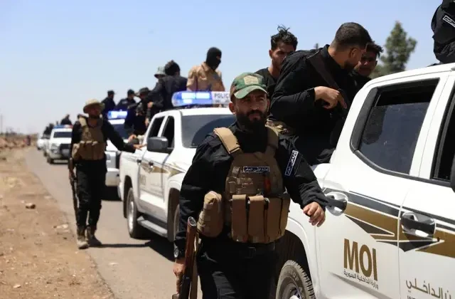 Suriye yönetimi, çatışmaların devam ettiği Süveyda’da yeniden konuşlanmaya başladı