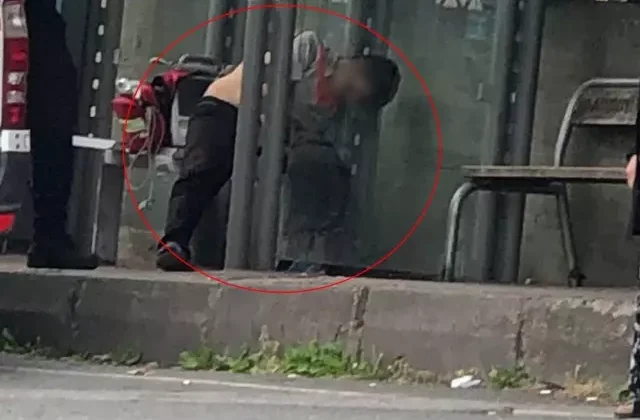 Taburcu olduktan dakikalar sonra durakta can verdi