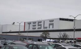 Tesla’dan ucuz otomobil hamlesi! Fiyatı ve özellikleri belli oldu