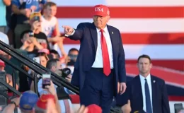 Trump, ABD tarihinin en büyük vergi indirimi tasarısını imzaladı