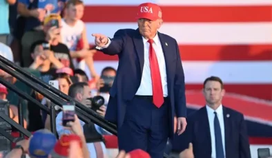 Trump, ABD tarihinin en büyük vergi indirimi tasarısını imzaladı