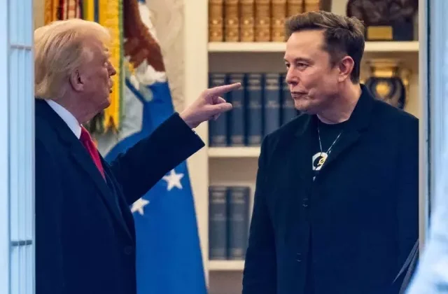 Trump, Elon Musk’ı sınır dışı etmekle tehdit etti