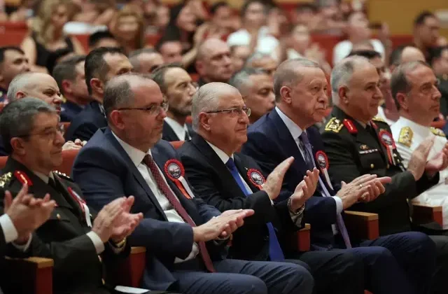 TSK’da devrim gibi değişiklik! Komuta kademesinin yaş haddi uzatılıyor