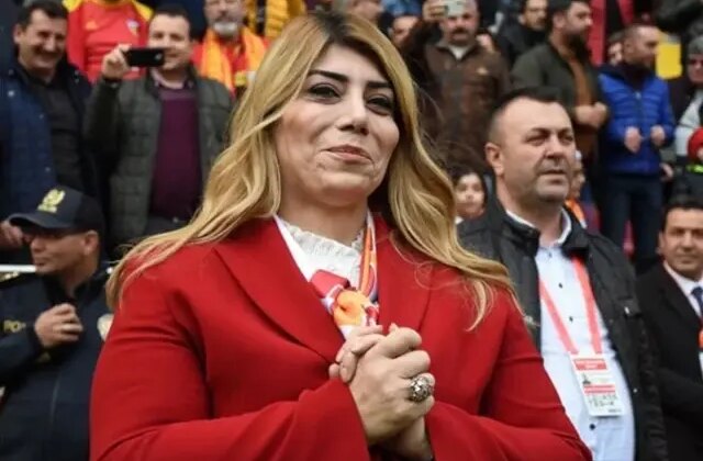 Türkiye’nin ilk kadın başkanı Berna Gözbaşı’na büyük şok