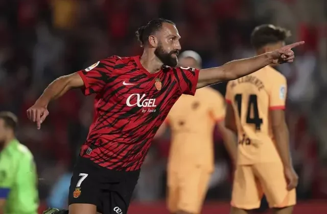 Vedat Muriqi 4 yıllık imzayı attı