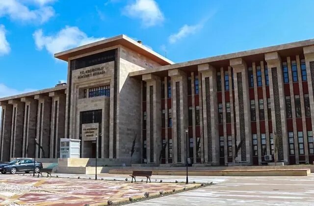 15 bin nüfuslu ilçeye 71 milyon liralık hükümet konağı