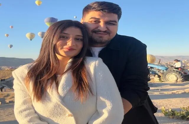 2 aylık eşini ‘düğün hediyesi’ satırla öldürmüş