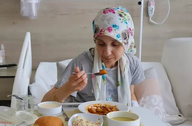2 yaşında içtiği yağ çözücü hayatını kararttı! 70 defa ameliyat oldu