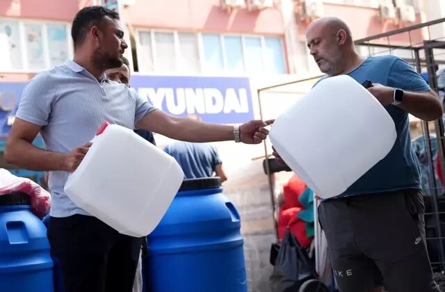4 ilçedeki su kesintisi öncesi bidon satışları ikiye katlandı