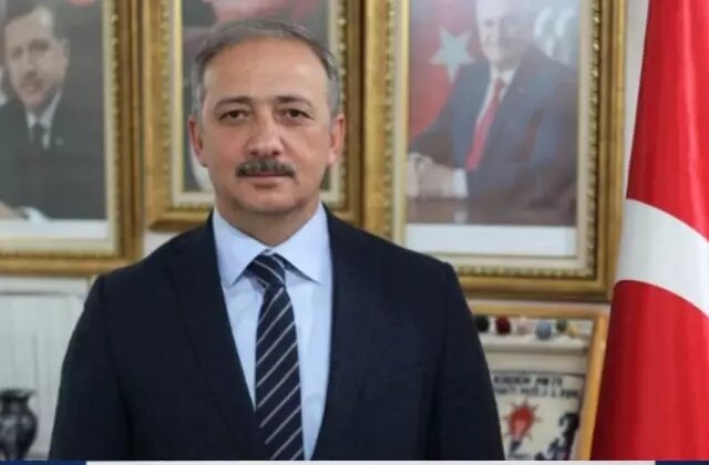 AK Parti Milletvekili Kadem Mete’nin aracı kaza yaptı