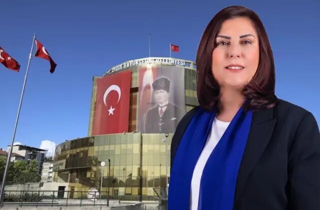 AK Parti’ye geçen Özlem Çerçioğlu’ndan belediye personelini mest eden hamle