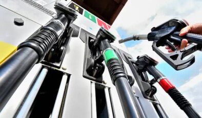 Akaryakıta zam geliyor! Motorin 57 TL’yi aşıyor, benzin 55 TL’ye dayandı