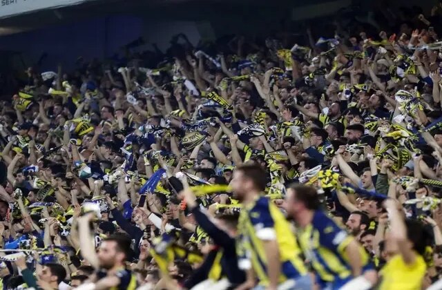 Ali Koç kesenin ağzını açtı! Fenerbahçe’ye Premier Lig’den yıldız