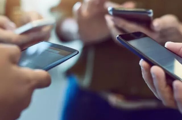 Android depremden 30 saniye önce uyardı, iPhone fena çuvalladı
