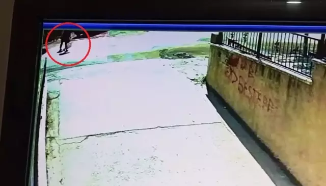 Hafriyat kamyonunun çarptığı 2 kişi hayatını kaybetti