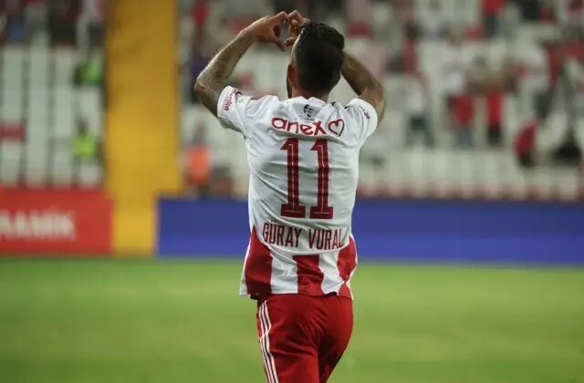 Antalyaspor, Kasımpaşa’ya karşı 3 puanın sahibi