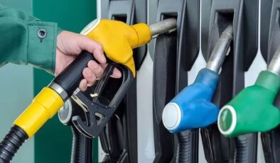 Araç sahiplerine müjde: Motorin bu gece ucuzluyor!