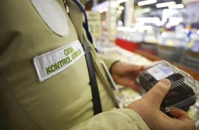 Bakanlıktan vatandaşın sağlığıyla oynayan işletmelere 1.5 milyar ceza