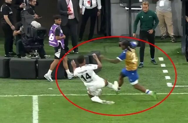Beşiktaş’a ikinci yarının 12. saniyesinde kırmızı kart
