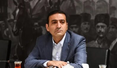 Beyoğlu Belediye Başkanı İnan Güney görevden uzaklaştırıldı