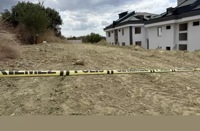 Büyükçekmece’de toprağa gömülü erkek cesedi bulundu