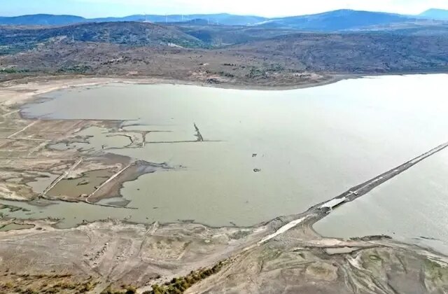 Çeşme’de su kesintisi 10 saate çıkarıldı