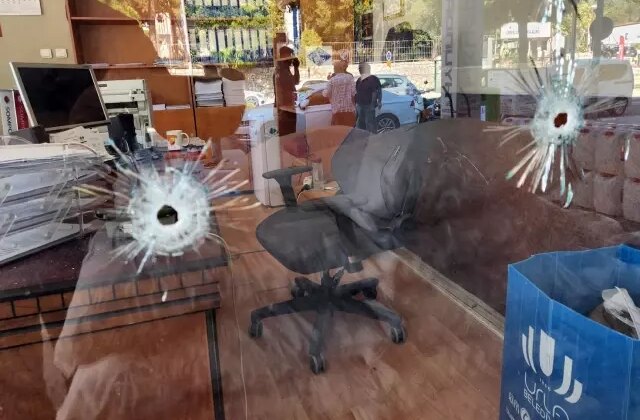 CHP’li ilçe başkan adayının iş yerine silahlı saldırı! Gerçek bambaşka çıktı