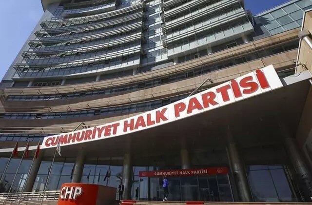 CHP’de sular durulmuyor: Şaibeye dayanamayan ilçe başkanı ve yönetimi istifa etti