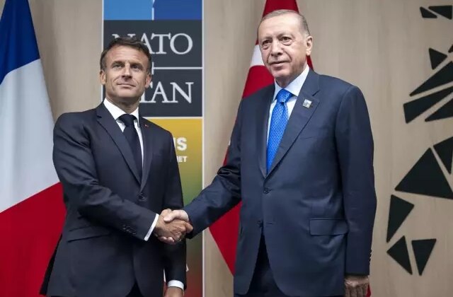 Cumhurbaşkanı Erdoğan, Macron ile görüştü