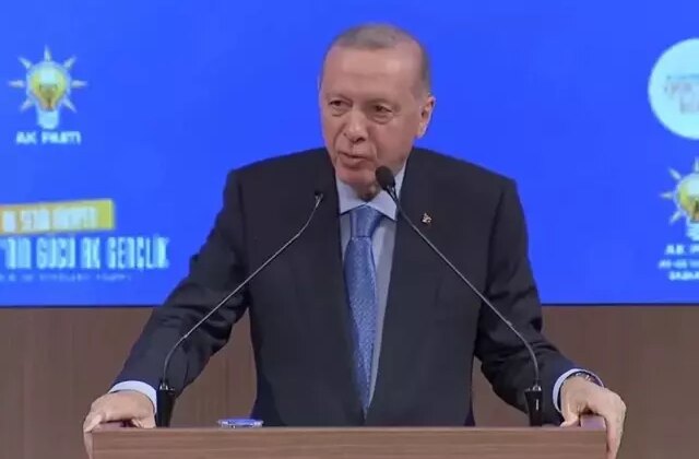 Cumhurbaşkanı Erdoğan: Yarın partimize yeni katılımlar olacak