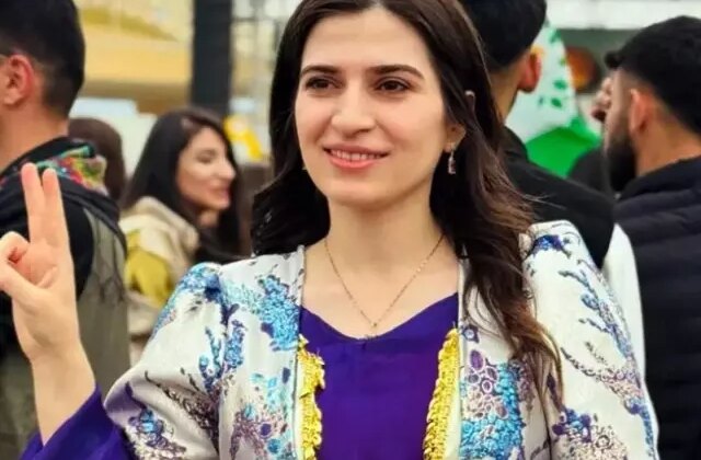 DEM Parti, Silopi Belediye Başkanı Jiyan Ormanlı’yı partiden ihraç etti