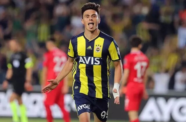 Elijf Elmas yuvaya geri döndü