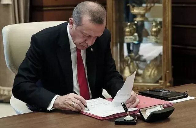 Erdoğan imzaladı, TSK’da 185 üst rütbelinin yeri değişti