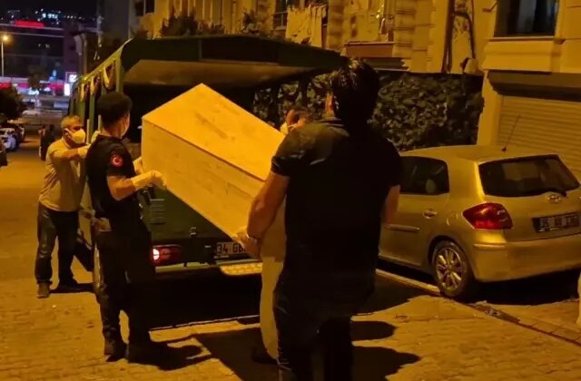 Esenyurt’ta Azerbaycan uyruklu kadın evinde ölü bulundu