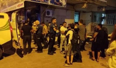 Eşini tabancayla öldürüp aynı silahla intihar etti