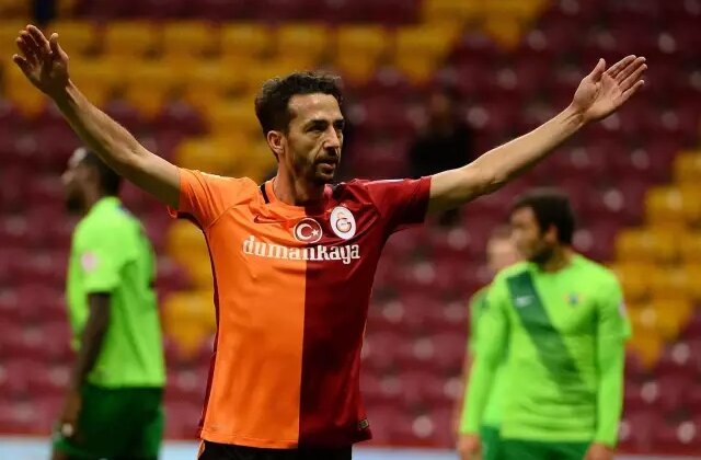Eski Galatasaraylı Bilal Kısa’dan sürpriz imza