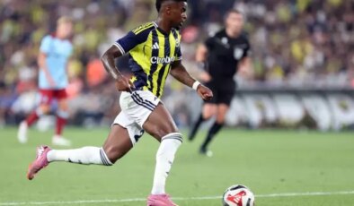 Fenerbahçe’de Nelson Semedo oyuna devam edemedi