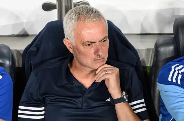 Fenerbahçe’nin gol beklentisi taraftarları çıldırttı