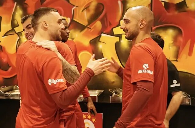 Galatasaray’da beklenmedik ayrılık