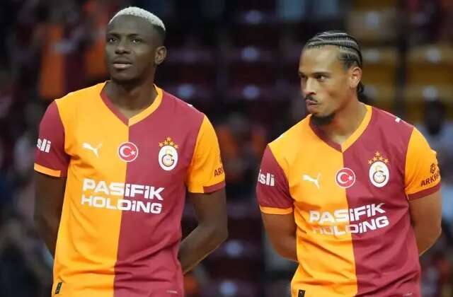 Galatasaray’da Osimhen ve Sane için imza töreni düzenlendi