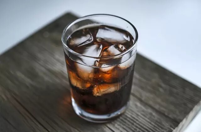 Gazlı içeceklere zam geldi! 2,5 litrelik kolanın fiyatı 65 TL oldu