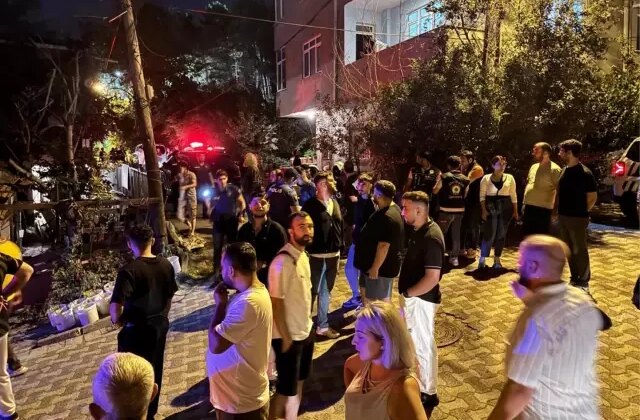 Genç kadın sokak ortasında satırla boğazı kesilerek öldürüldü