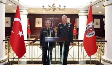 Genelkurmay ve Kara Kuvvetleri Komutanlığı’nda devir teslim