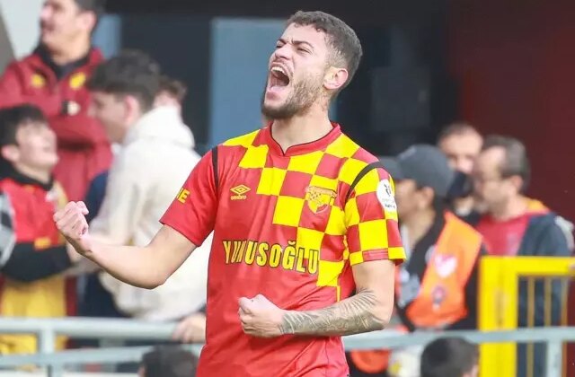 Göztepeli Romulo rekor bonservisle Türkiye’den ayrılıyor
