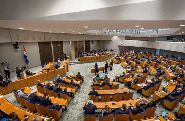 Hollanda’da geçici hükümette ‘İsrail’e yaptırım’ krizi: 9 bakan birden istifa etti