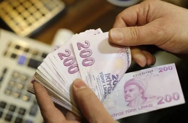Hükümetin zam teklifine Memur-Sen’den ilk tepki: Ortada pazarlık yapacak bir teklif yok